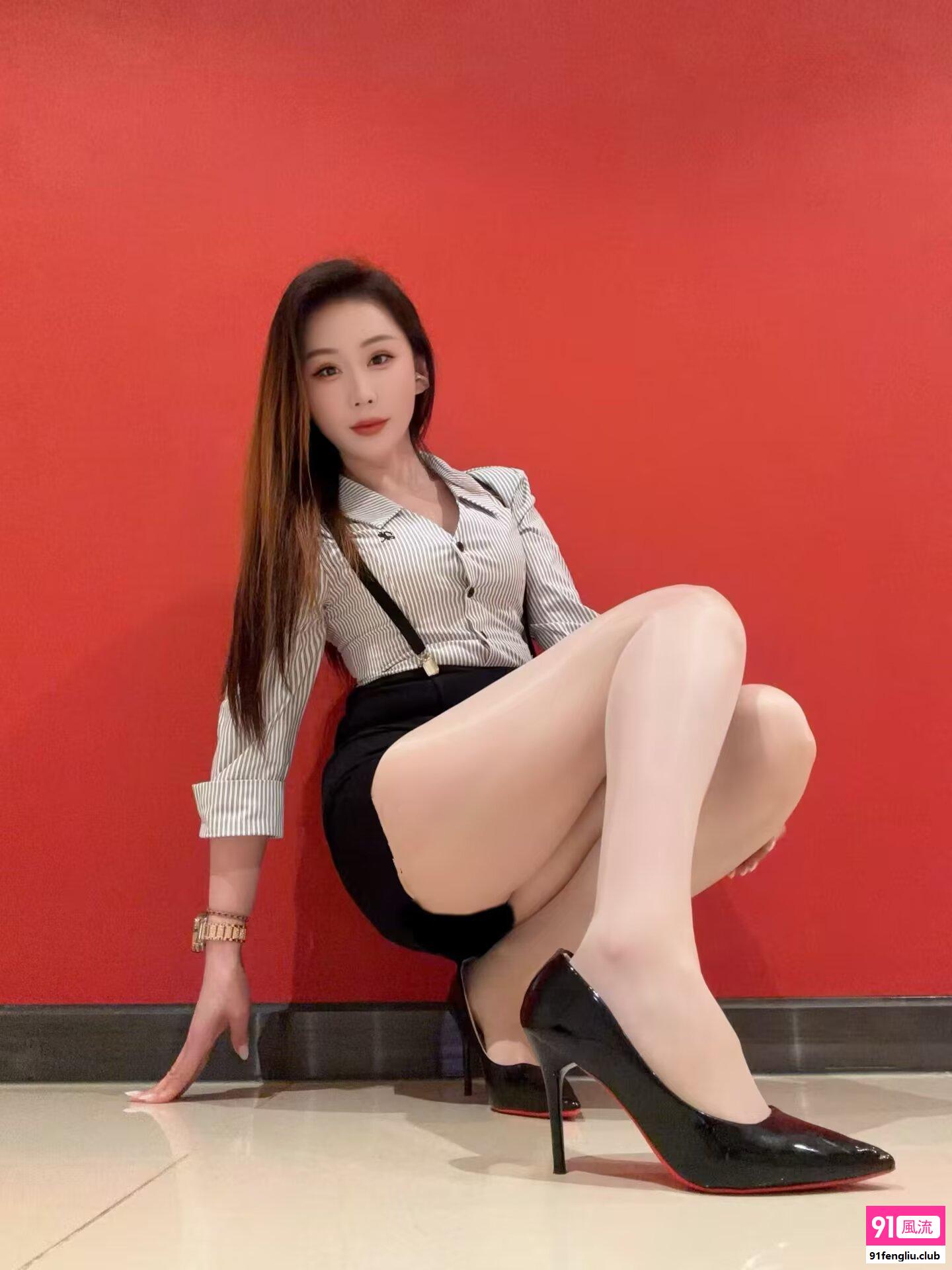 房山长阳思琪，性感长腿美女